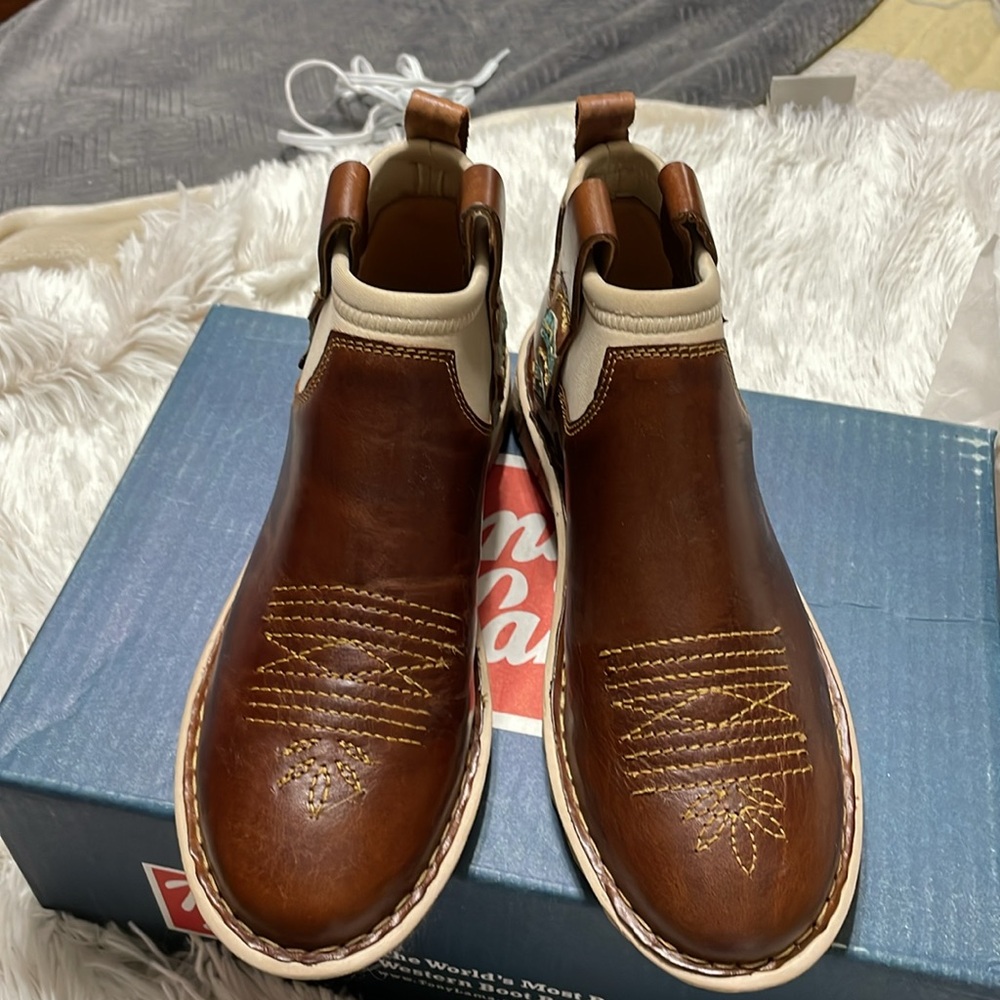 Brand New Tony Lama Boots size 6 - Picture 3 of 5